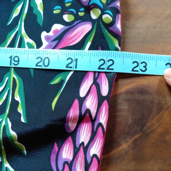 Bob Mackie Silk Tropical Print Twinset - Picture 6 of 12